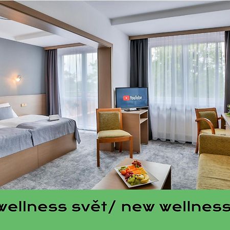 Lh Parkhotel Hluboka Nad Vltavou Congress & Wellness Екстер'єр фото