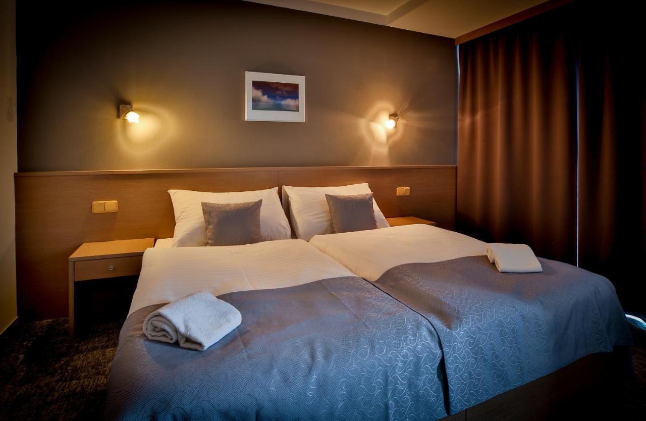 Lh Parkhotel Hluboka Nad Vltavou Congress & Wellness Екстер'єр фото