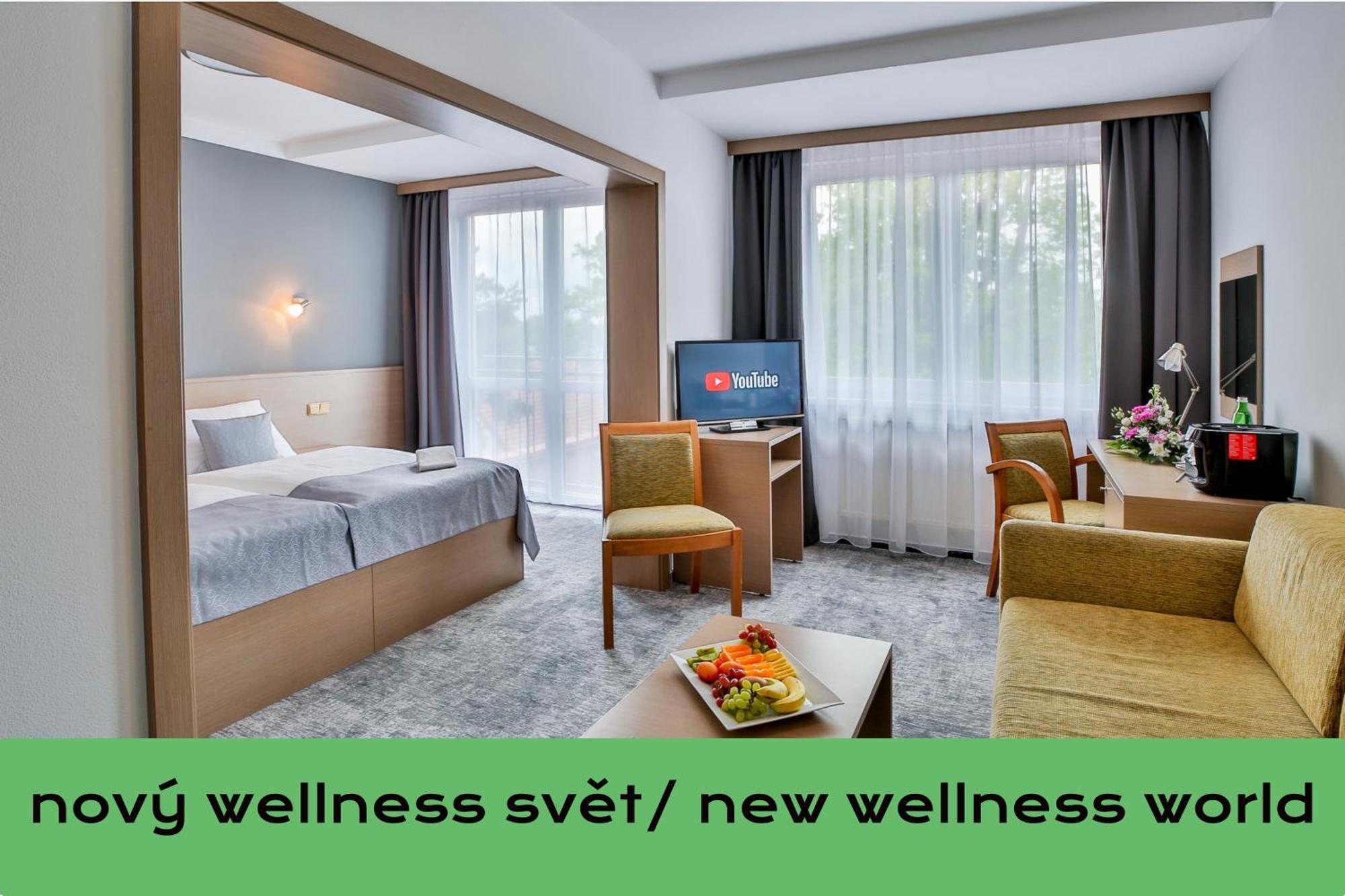 Lh Parkhotel Hluboka Nad Vltavou Congress & Wellness Екстер'єр фото